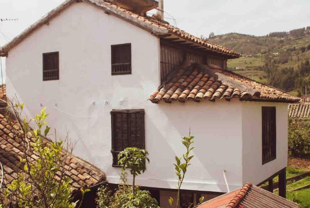 Casa Dante, Desde 1792! Hotel Tibasosa Exterior foto