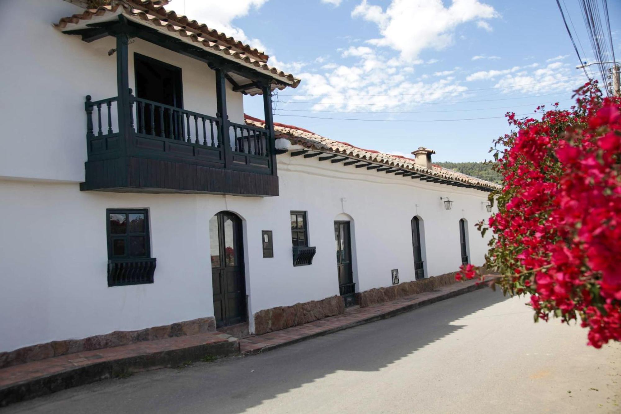 Casa Dante, Desde 1792! Hotel Tibasosa Exterior foto